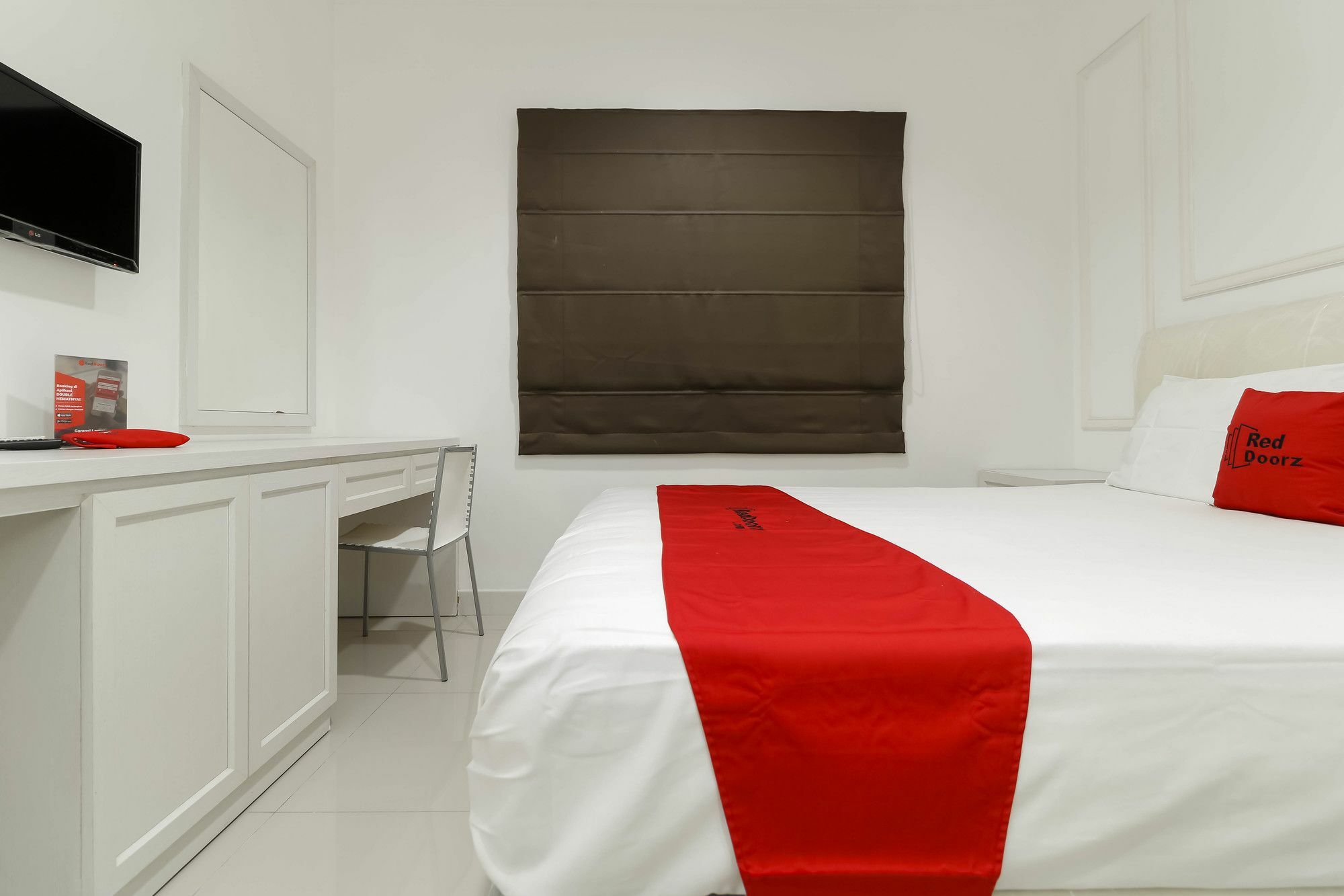 Reddoorz Plus @ Setiabudi Barat Yakarta Exterior foto
