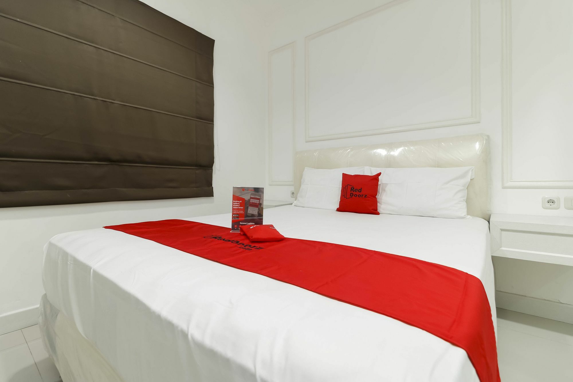 Reddoorz Plus @ Setiabudi Barat Yakarta Exterior foto